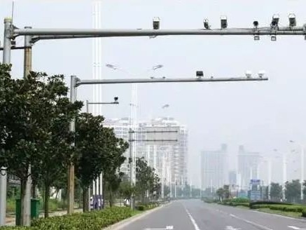 合格的八角監控桿標準，云南監控桿廠家告訴您