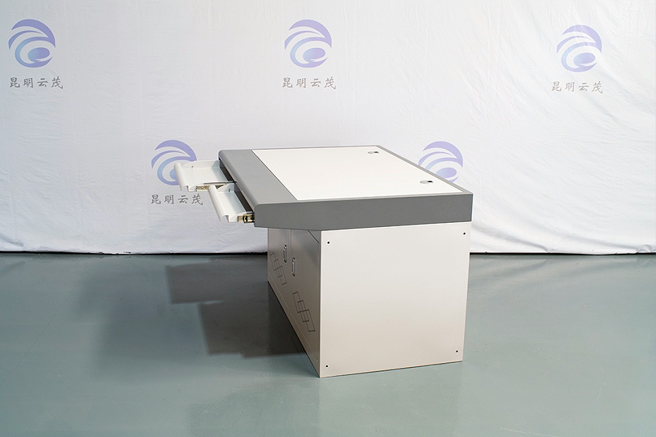 低價格監(jiān)控操作臺