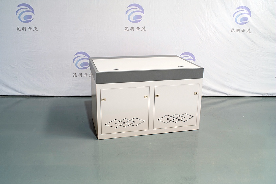 低價格監(jiān)控操作臺