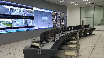 昆明監控電視墻,操作臺,j機箱機柜,監控桿定制廠家